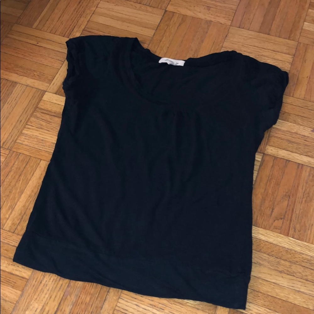 Forever 21 black T-shirt with cap sleeves